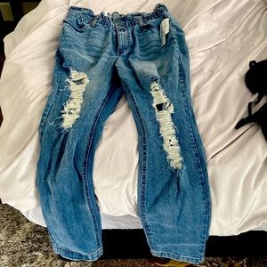 hi-rise boyfriend jeans 14w new with tags ripped jeans cute never worn